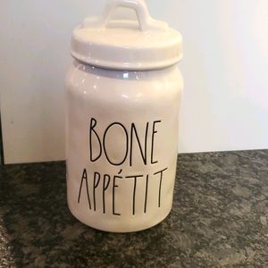 Rae Dunn canister